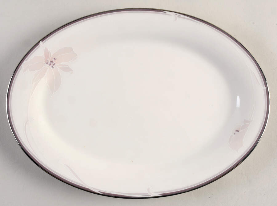 Suddenly 12" Oval Serving Platter by Noritake-1
