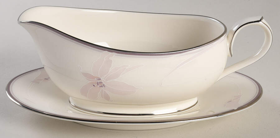 Suddenly Gravy Boat & Underplate (Relish/Butter) by Noritake-1