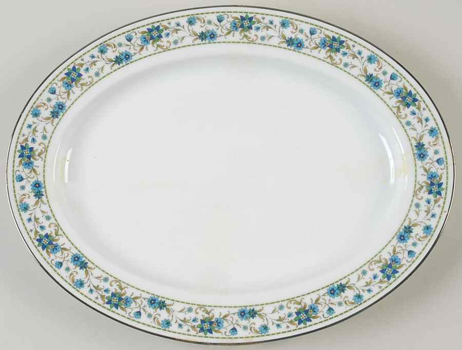 Sue 13" Oval Serving Platter by Noritake-1
