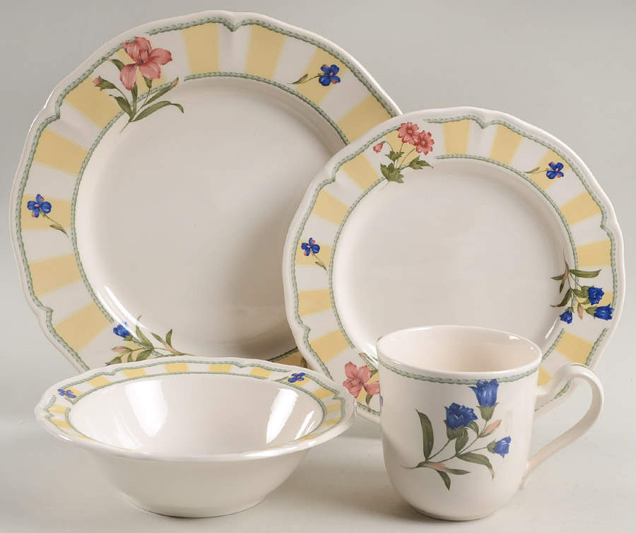 Summer Estate (Ireland) 4 Piece Place Setting by Noritake-1