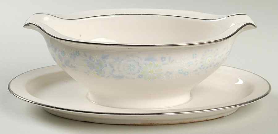 Summer Eve Gravy Boat with Attached Underplate by Noritake-1