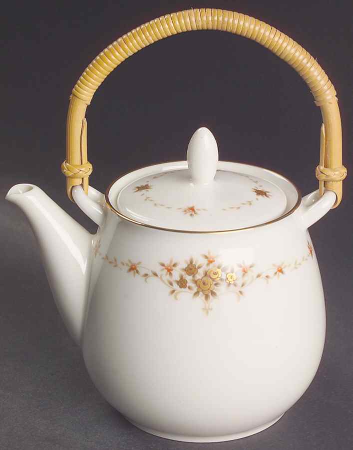Suffolk Mini Teapot & Lid by Noritake-1