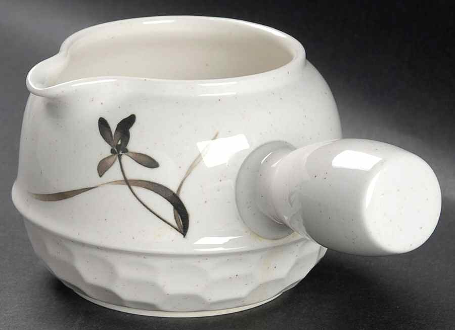 Sumiye Gravy Boat by Noritake-1
