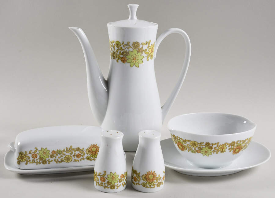 Summerville Completer Set by Noritake-1