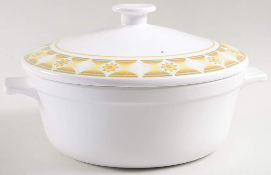 Sunglow 2.5 Qt Round Covered Casserole by Noritake-1