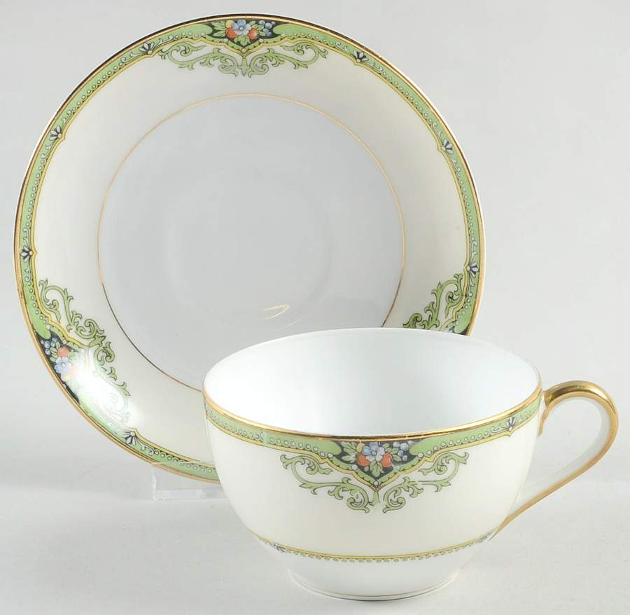 Surrey Oversized Cup & Saucer Set by Noritake-1