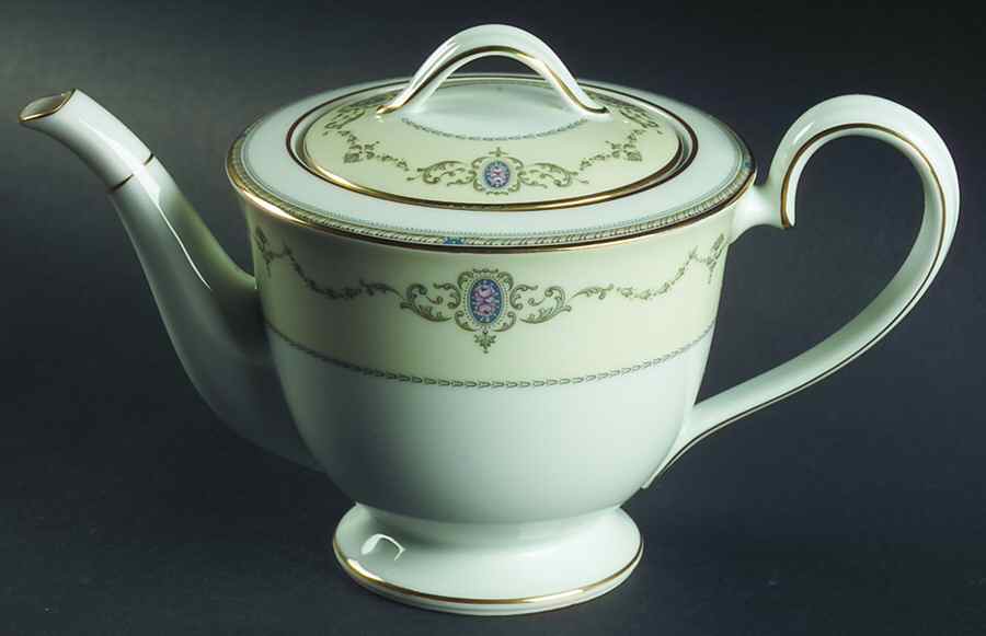 Sutherland Teapot & Lid by Noritake-1