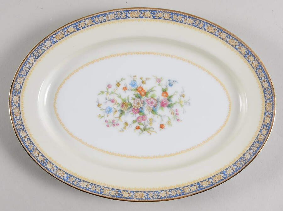 Swansea 10" Oval Serving Platter by Noritake-1