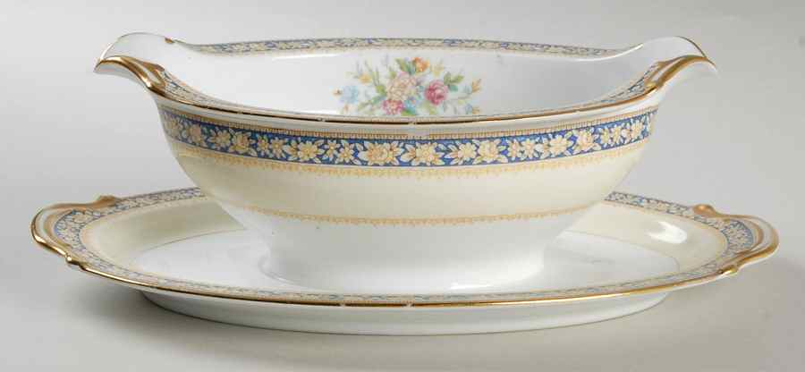 Swansea Gravy Boat with Attached Underplate by Noritake-1
