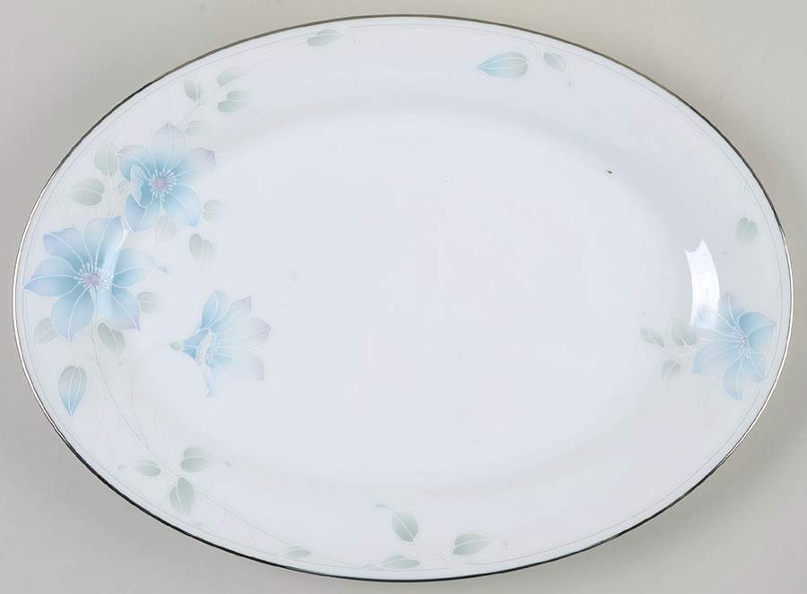 Sweet Marie 14" Oval Serving Platter by Noritake-1