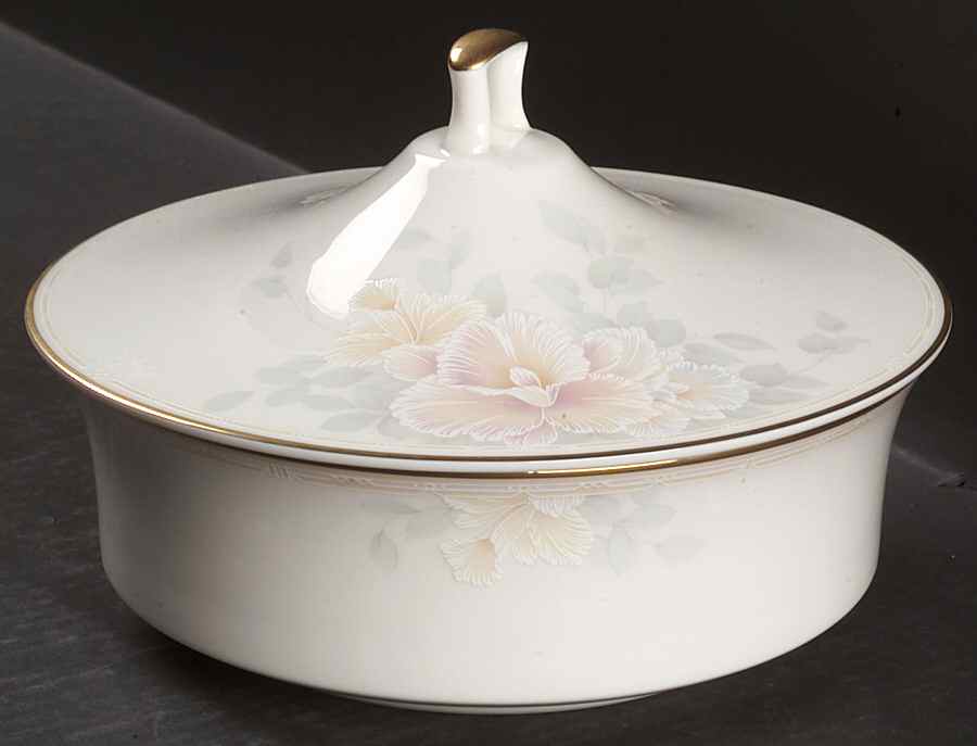 Sweet Surprise Large Round Covered Vegetable by Noritake-1