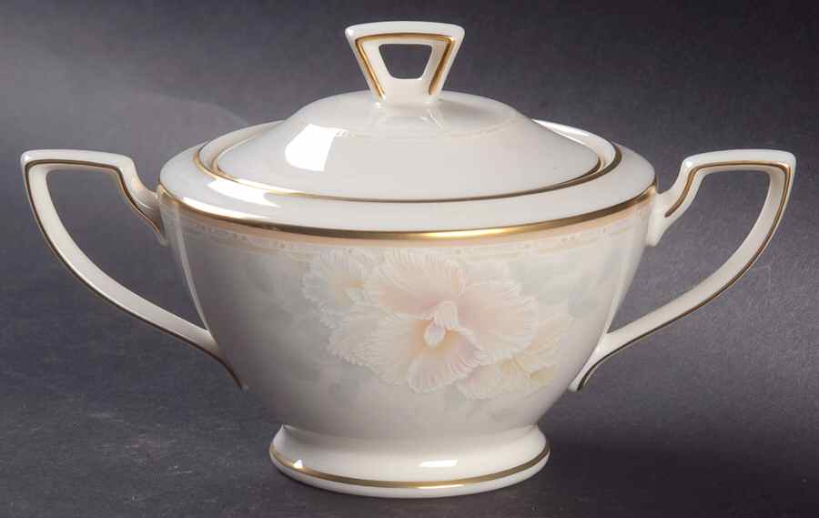 Sweet Surprise Mini Sugar Bowl & Lid by Noritake-1
