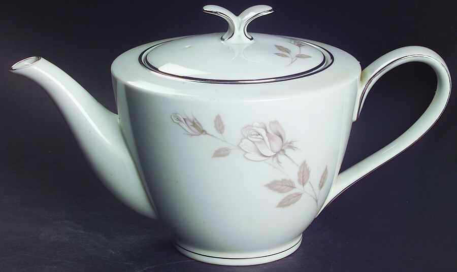 Sweet Talk Teapot & Lid by Noritake-1