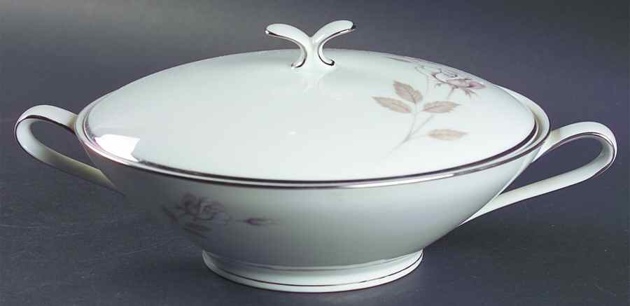 Sweet Talk Round Covered Vegetable by Noritake-1