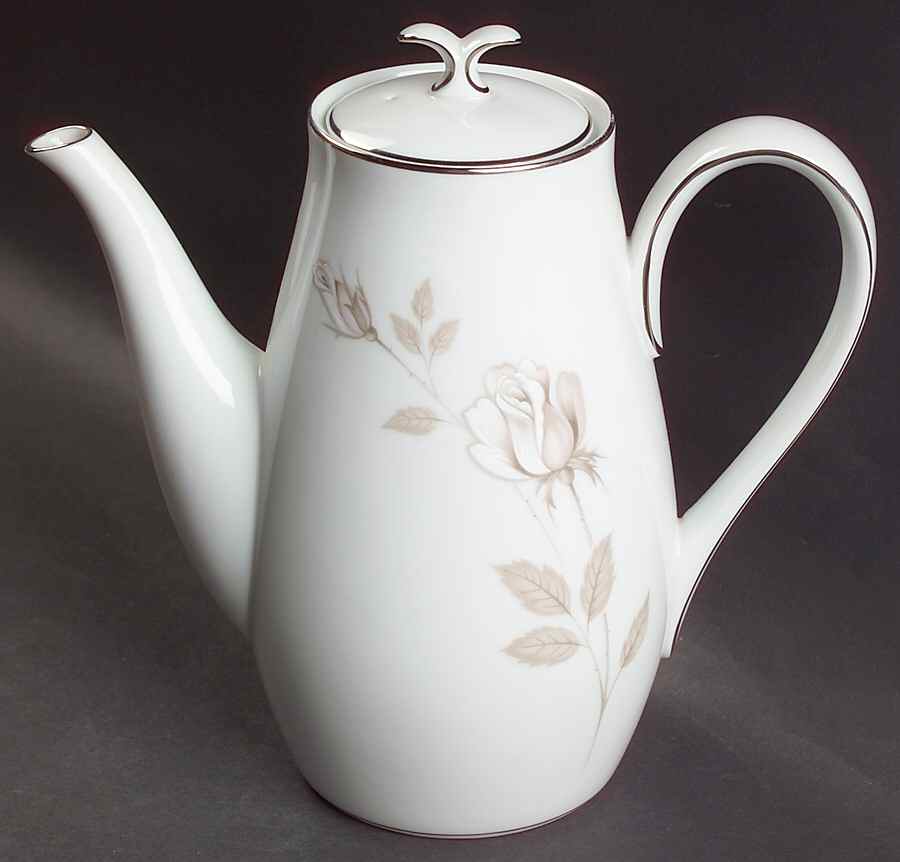 Sweet Talk Coffee Pot & Lid by Noritake-1