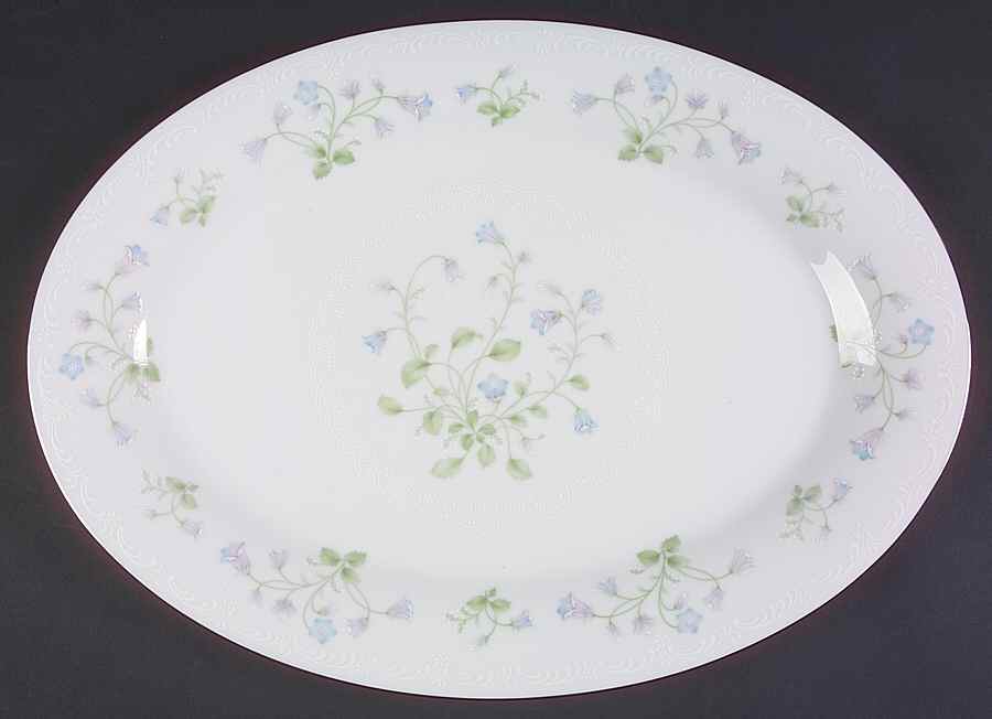 Sweet Violets 16" Oval Serving Platter by Noritake-1