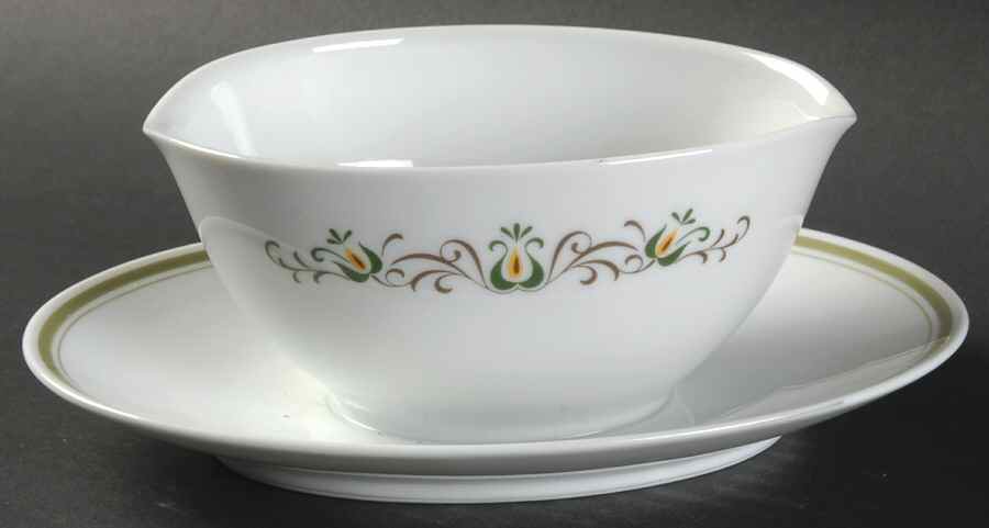 Tampa Gravy Boat with Attached Underplate by Noritake-1