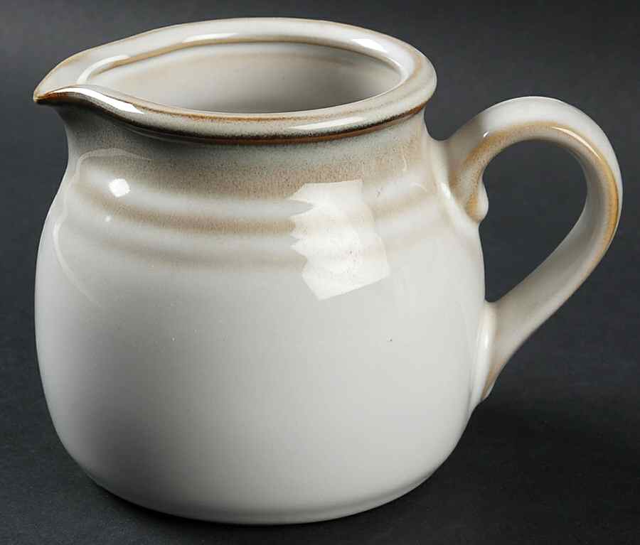 Tandem Creamer by Noritake-1