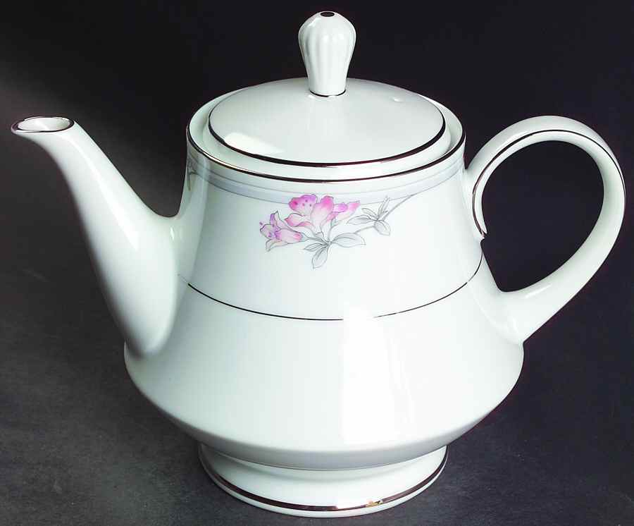 Tarkington Teapot & Lid by Noritake-1