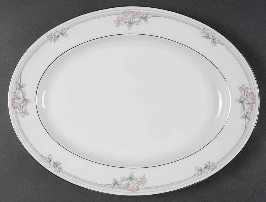 Tarkington 11" Oval Serving Platter by Noritake-1
