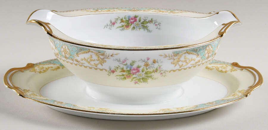 Tecla Gravy Boat with Attached Underplate by Noritake-1