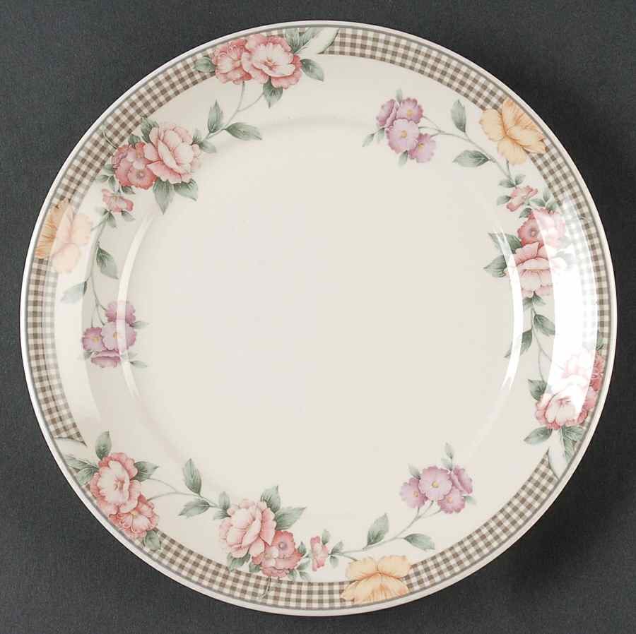 Terrace Cafe Salad Plate by Noritake-1