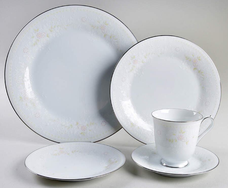 Temptation 40 Piece Estate Set by Noritake-1
