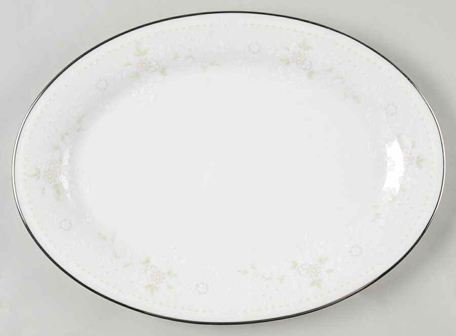 Temptation 12" Oval Serving Platter by Noritake-1