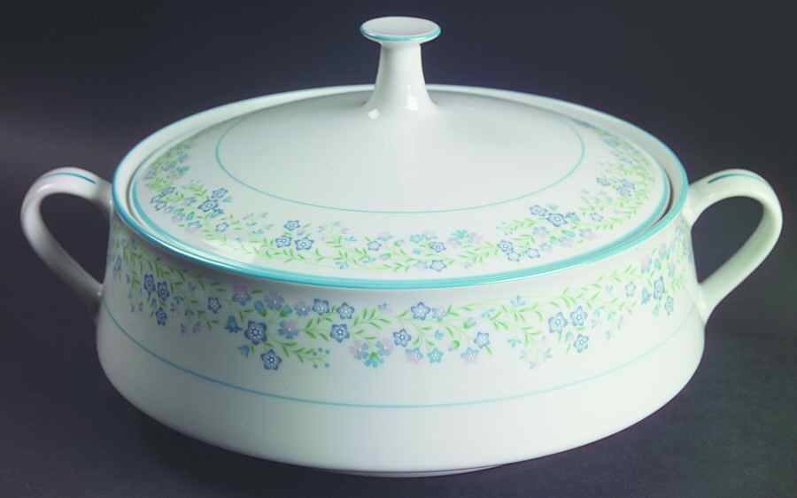 Tenderly Round Covered Vegetable by Noritake-1