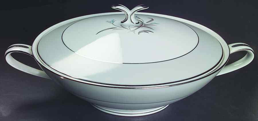 Theme Round Covered Vegetable by Noritake-1