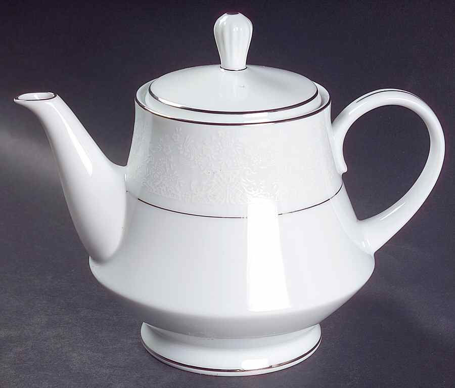 Thule (2020, 3082, P572) Teapot & Lid by Noritake-1