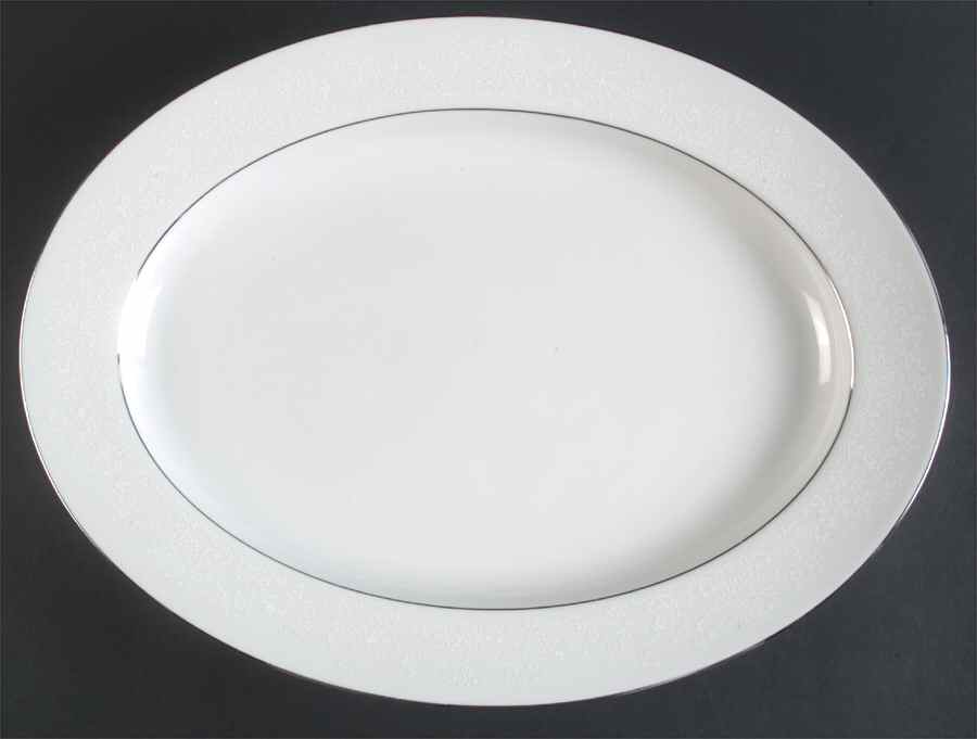 Thule (2020, 3082, P572) 16" Oval Serving Platter by Noritake-1