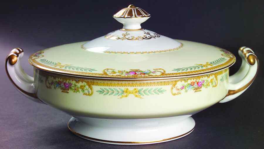Tiara Round Covered Vegetable by Noritake-1
