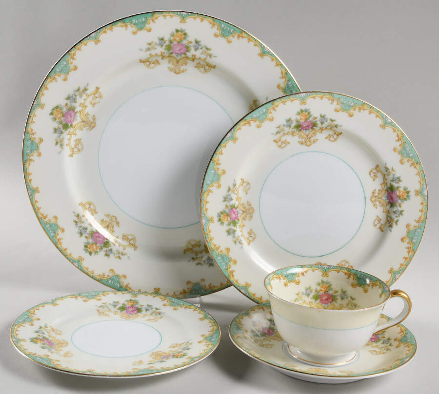 Tiffany 5 Piece Place Setting by Noritake-1