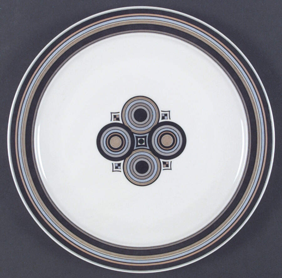 Tourmaline Dinner Plate by Noritake-1