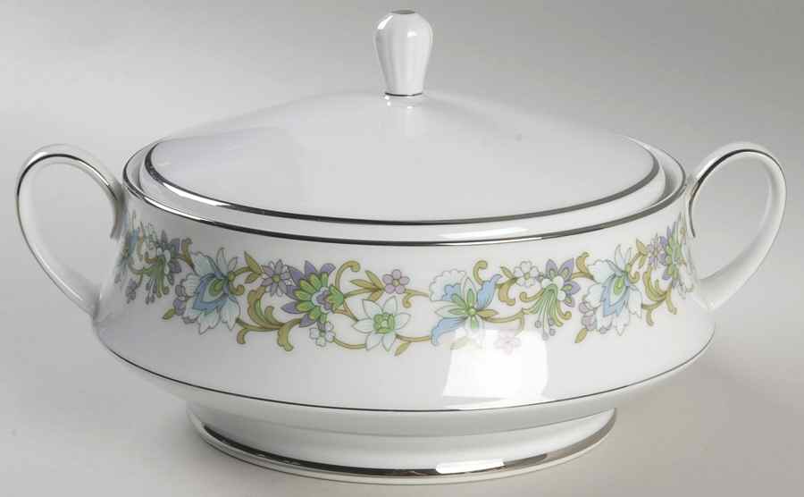Tradition Round Covered Vegetable by Noritake-1