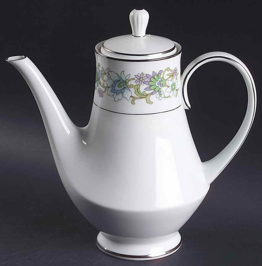 Tradition Coffee Pot & Lid by Noritake-1