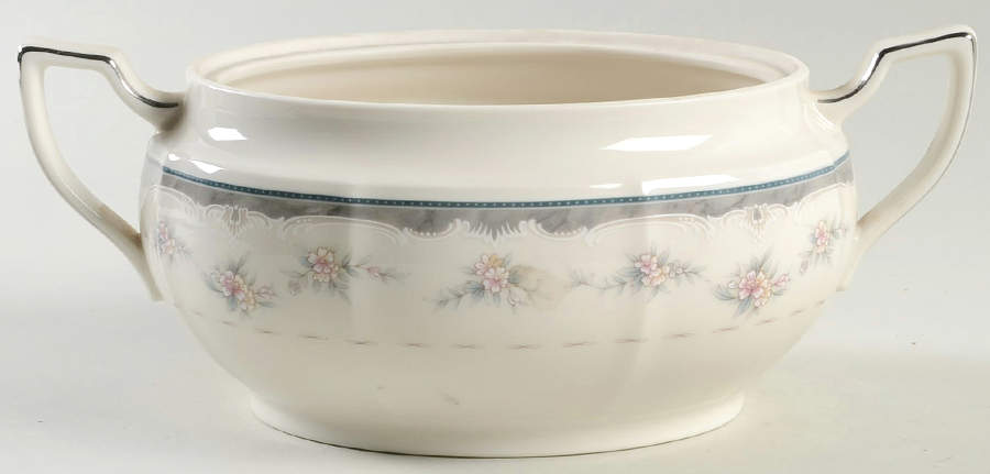 Traviata Oval Vegetable No Lid by Noritake-1