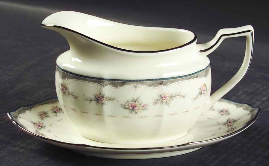 Traviata Gravy Boat & Underplate by Noritake-1