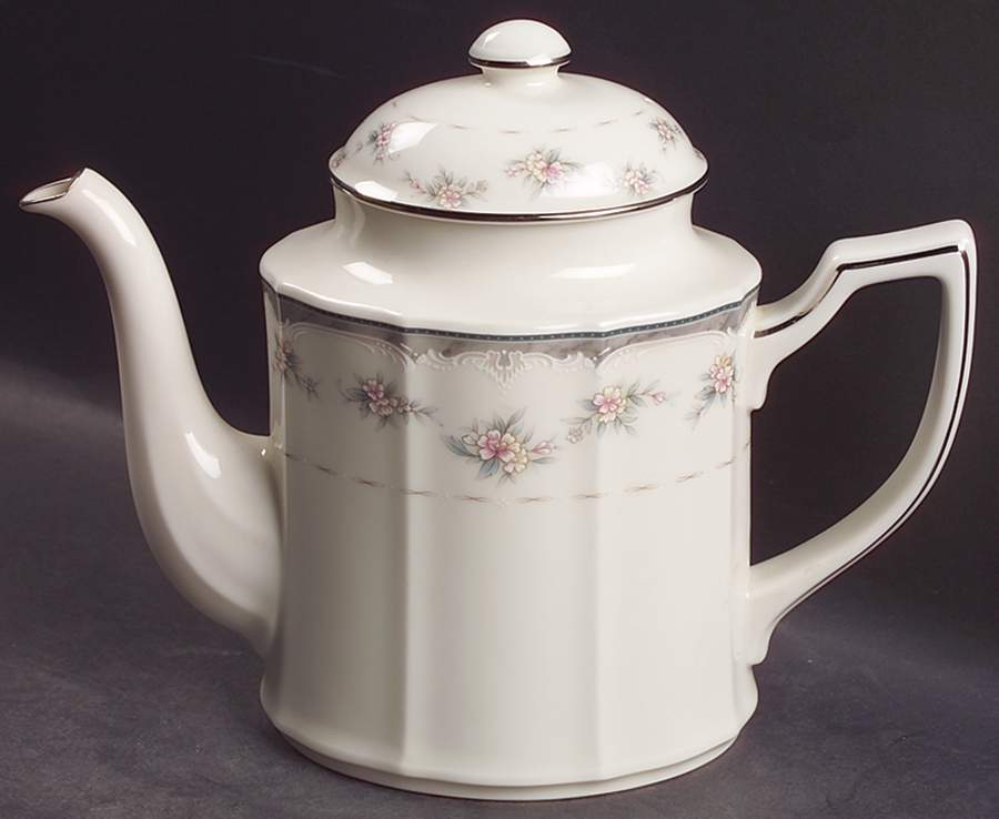 Traviata Tea/Coffee Pot & Lid by Noritake-1