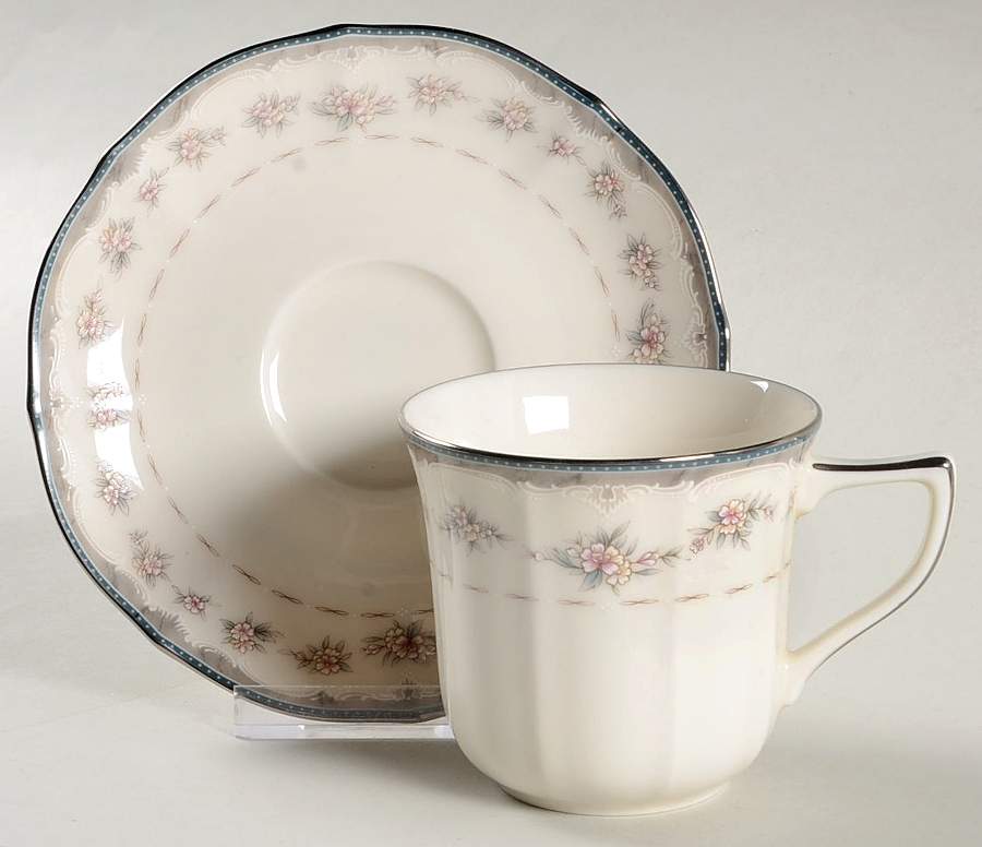 Traviata Flat Cup & Saucer Set by Noritake-1