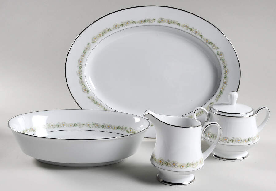 Trilby 5 Piece Hostess Set by Noritake-1