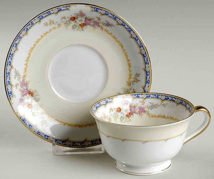Trianon Footed Cup & Saucer Set by Noritake-1