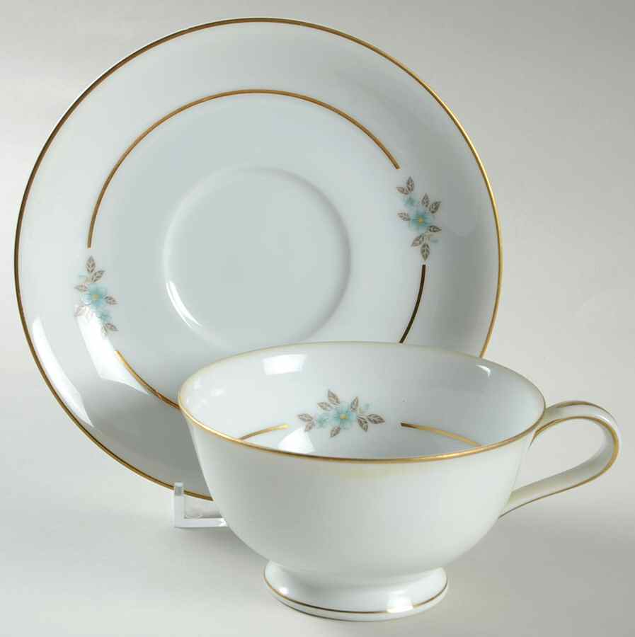Trio Footed Cup & Saucer Set by Noritake-1
