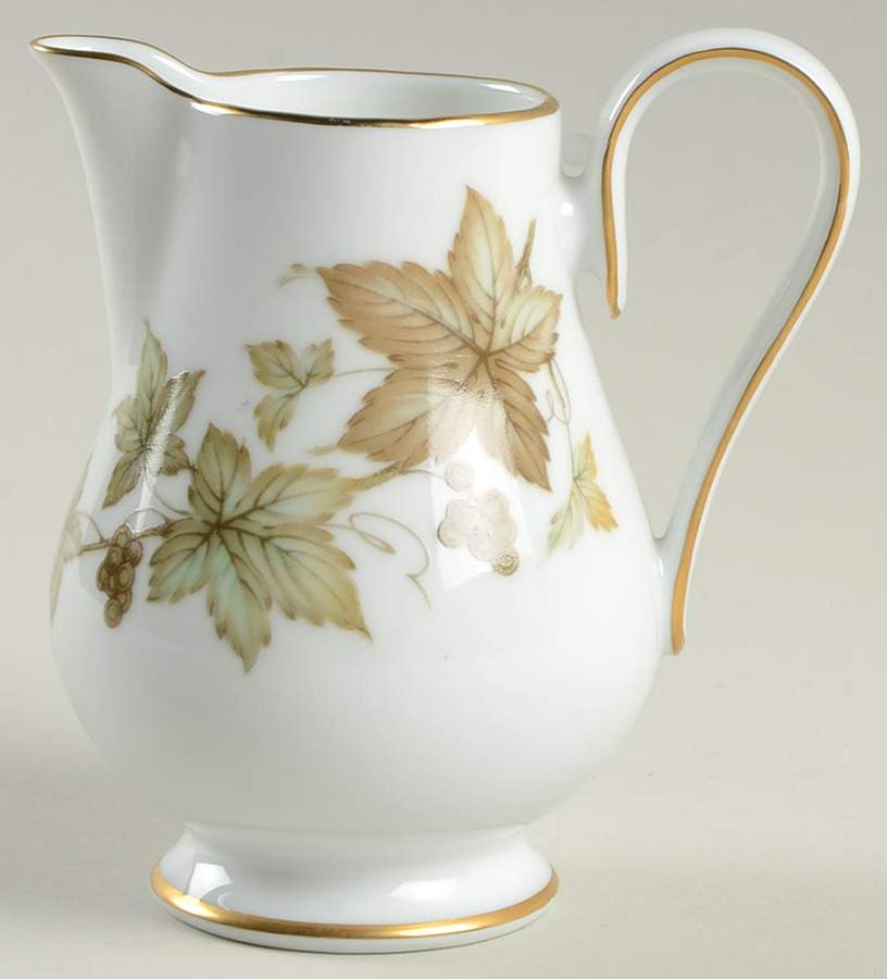Trailing Ivy Mini Creamer by Noritake-1