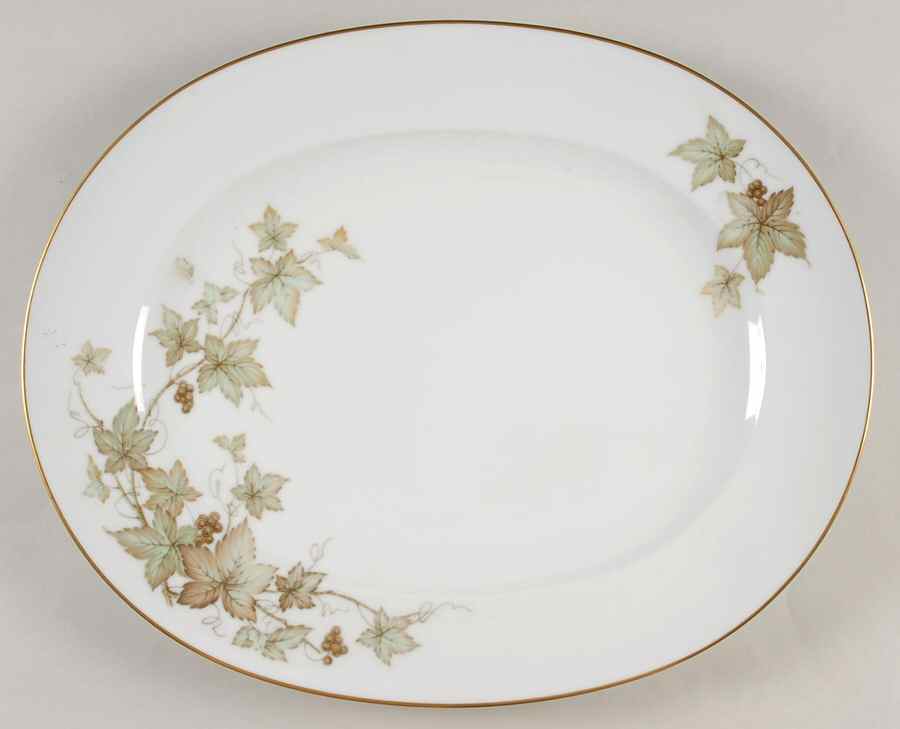 Trailing Ivy 15" Oval Serving Platter by Noritake-1