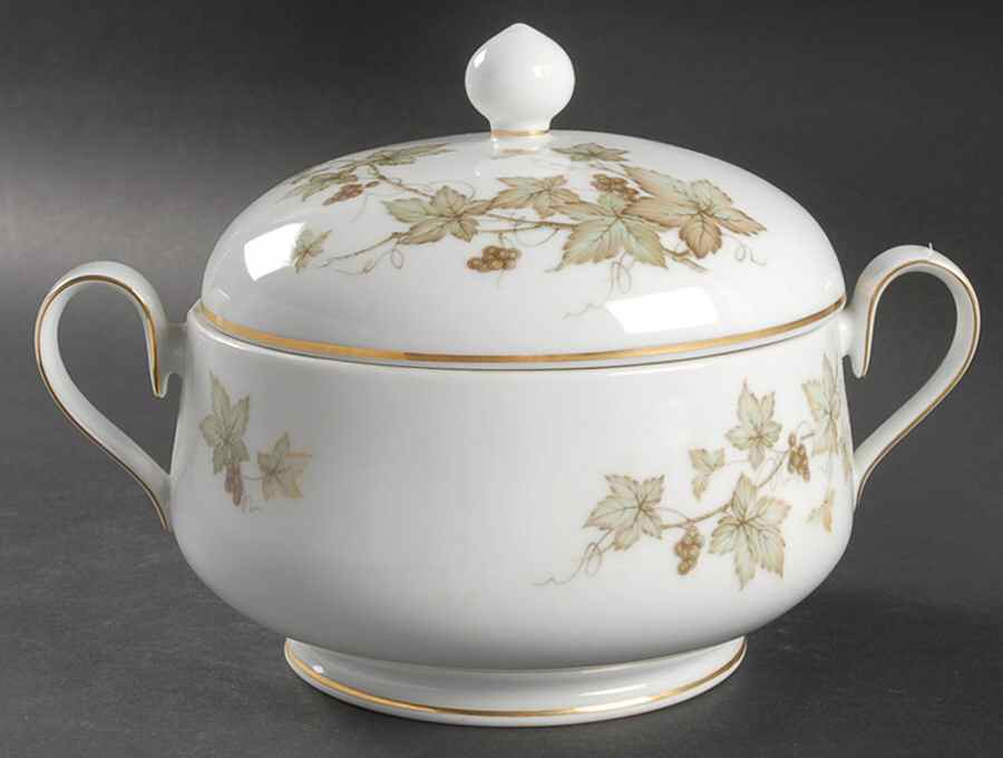 Trailing Ivy Round Covered Vegetable by Noritake-1