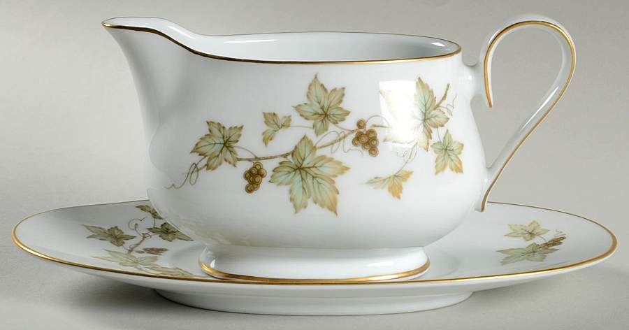 Trailing Ivy Gravy Boat & Underplate by Noritake-1