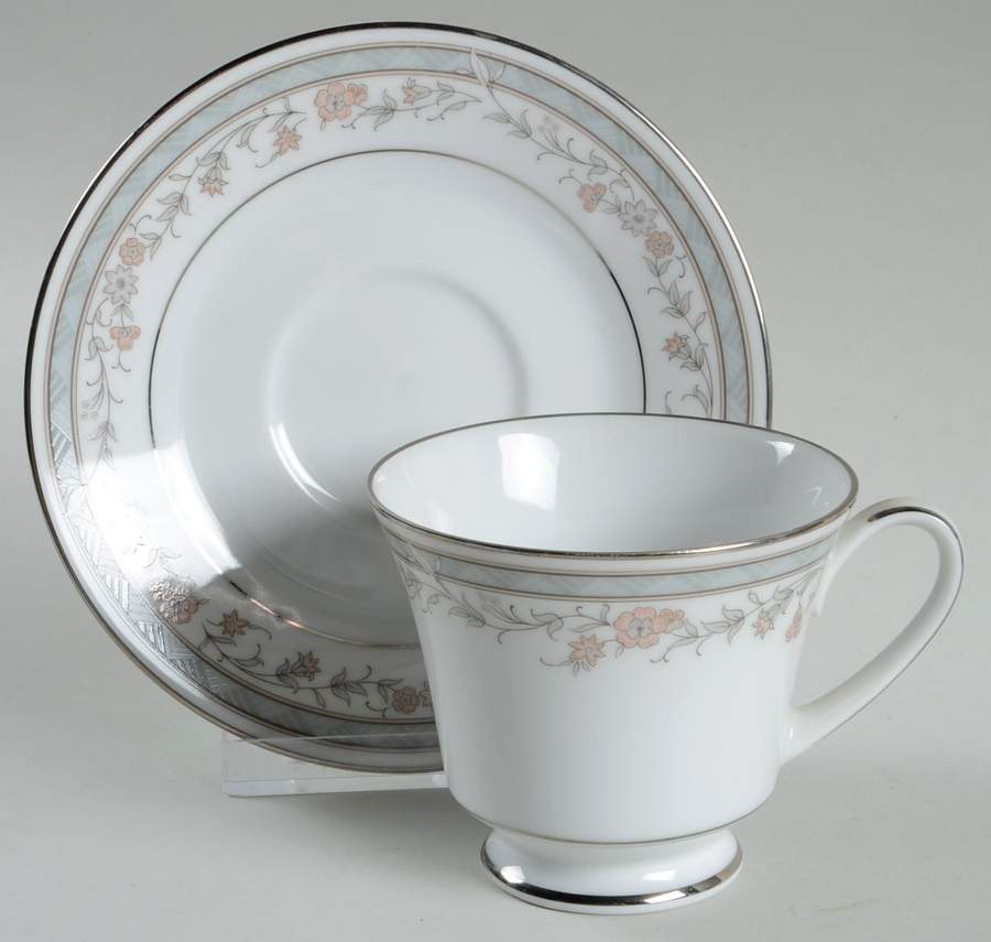 True Love Footed Cup & Saucer Set by Noritake-1