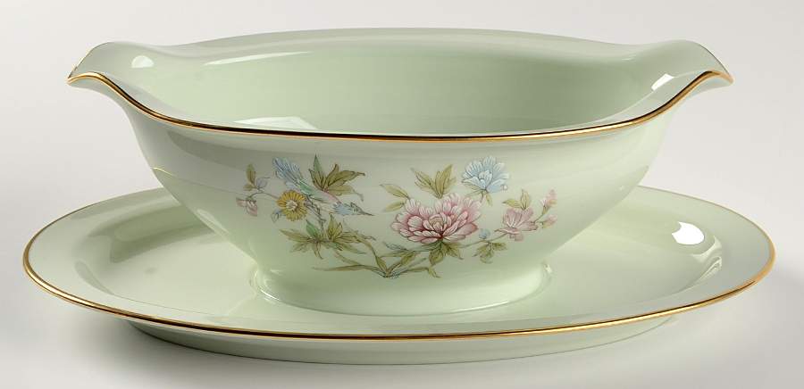 Troubadour Gravy Boat with Attached Underplate by Noritake-1